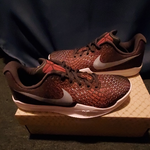 Men's Nike Mamba Instinct Basketball Shoe - Picture 6 of 6